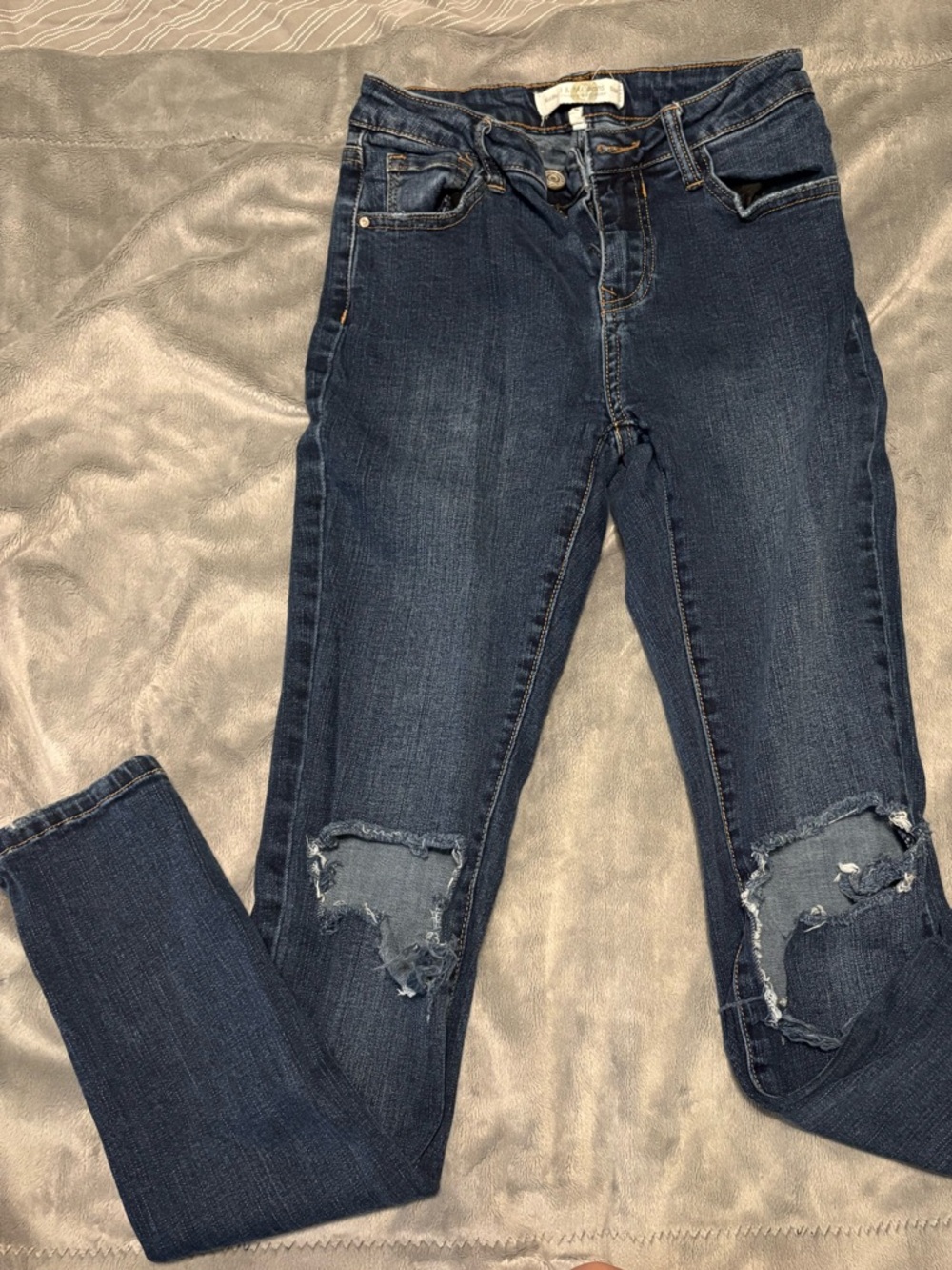 Source Unknown Dark Blue Distressed Skinny Jeans